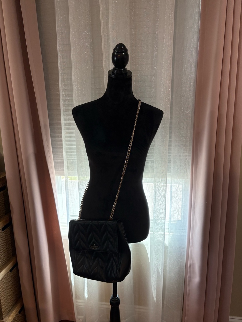 Kate Spade Black Quilted Chain-Shoulder Crossbody and backpack